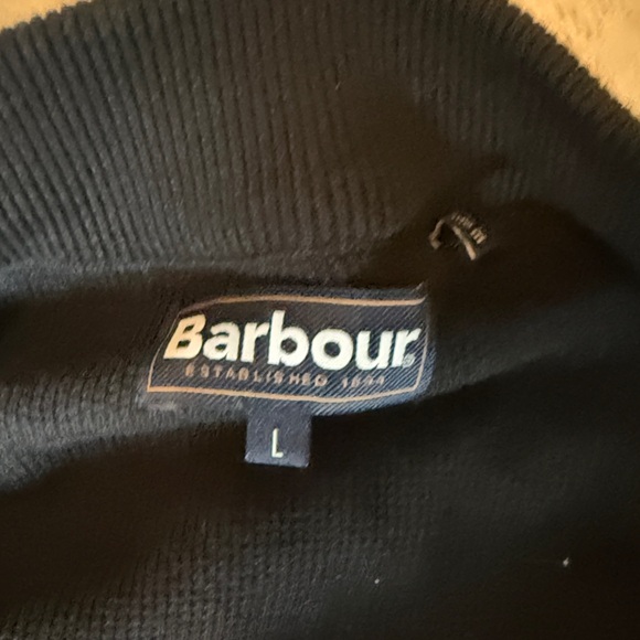 Barbour Men's Dark Quilted Vest - Picture 5 of 6